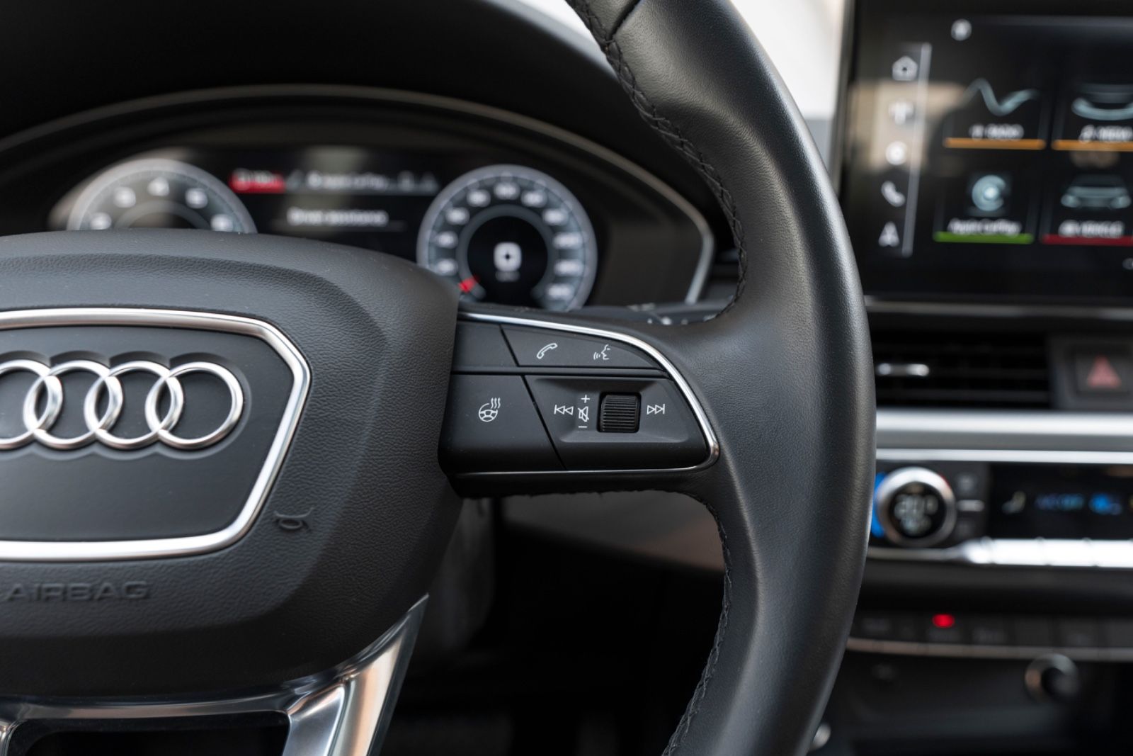 Fahrzeugabbildung Audi A5 Sportback 45 TFSI S-Line B&O 360° CARPLAY ACC