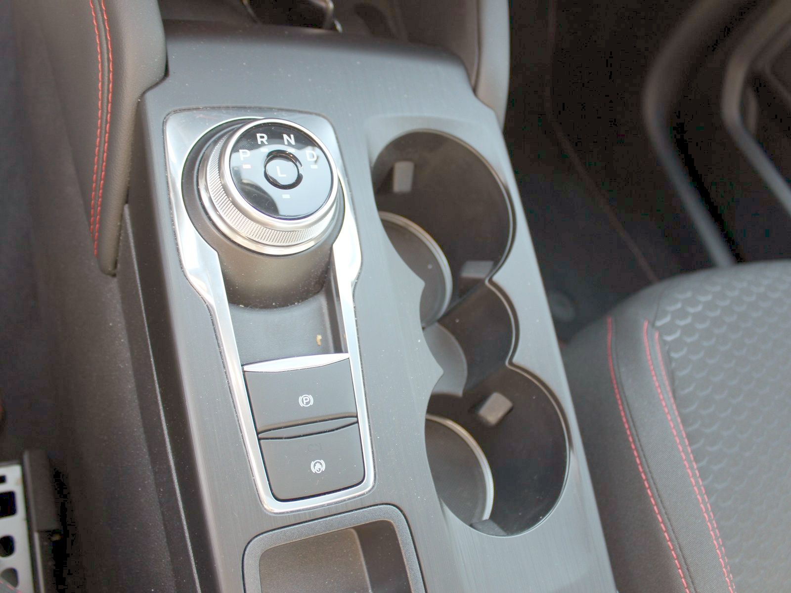 Fahrzeugabbildung Ford Kuga Plug-In Hybrid ST-Line