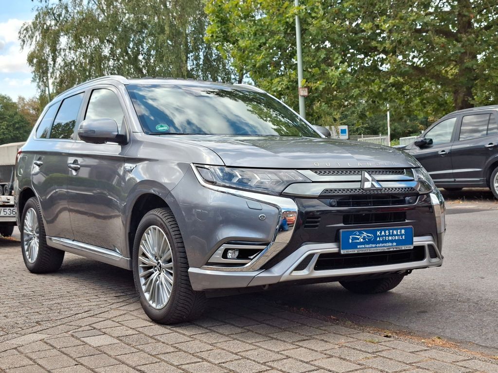 Image of Mitsubishi Outlander
