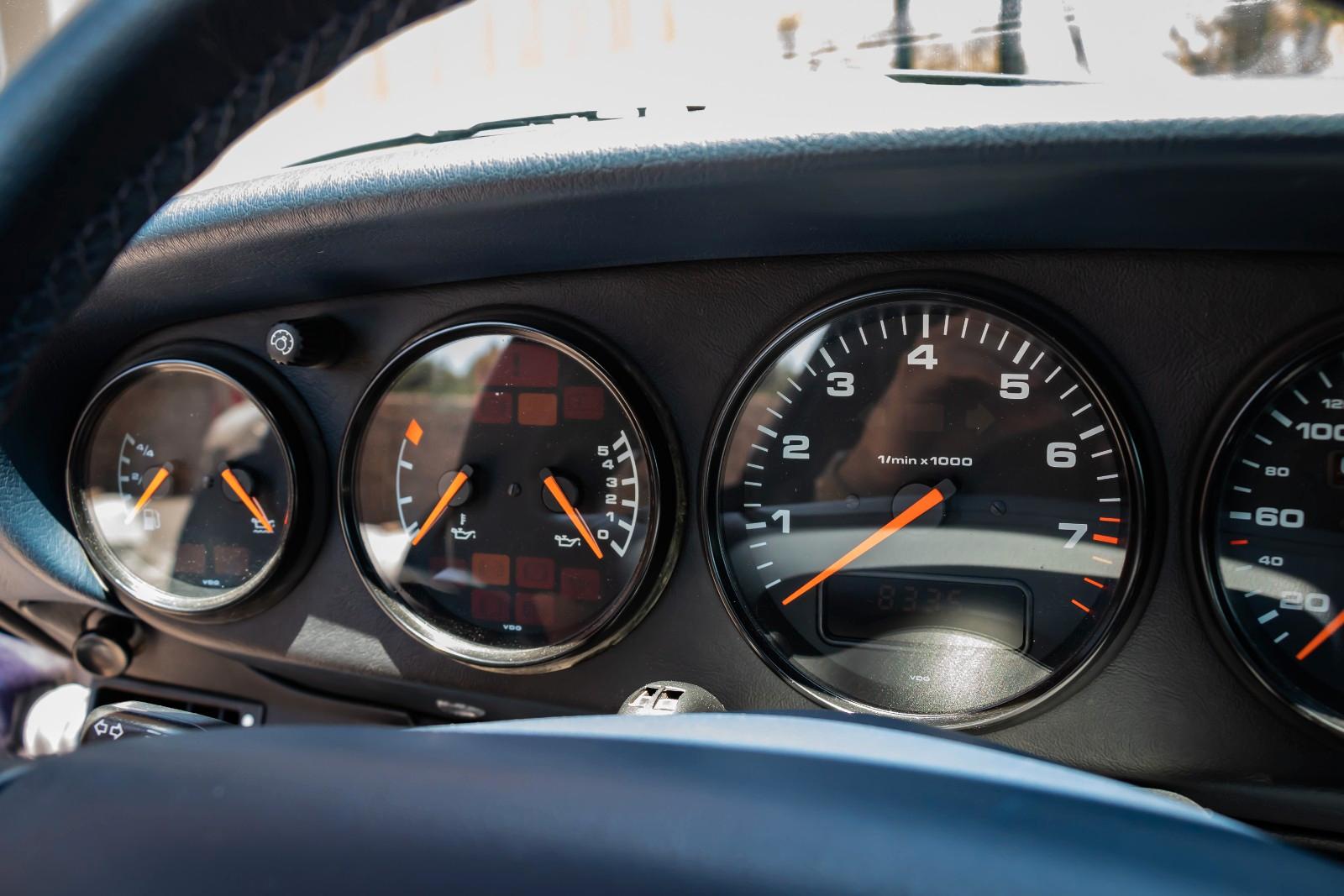 Porsche 993 Carrera Cabriolet