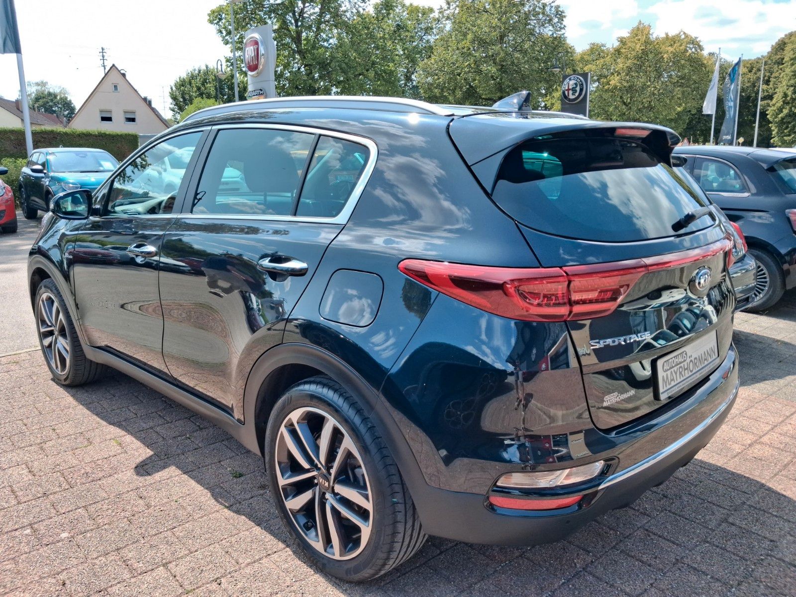 Fahrzeugabbildung Kia Sportage Spirit 2WD AHK JBL NAvi Sitzheizung