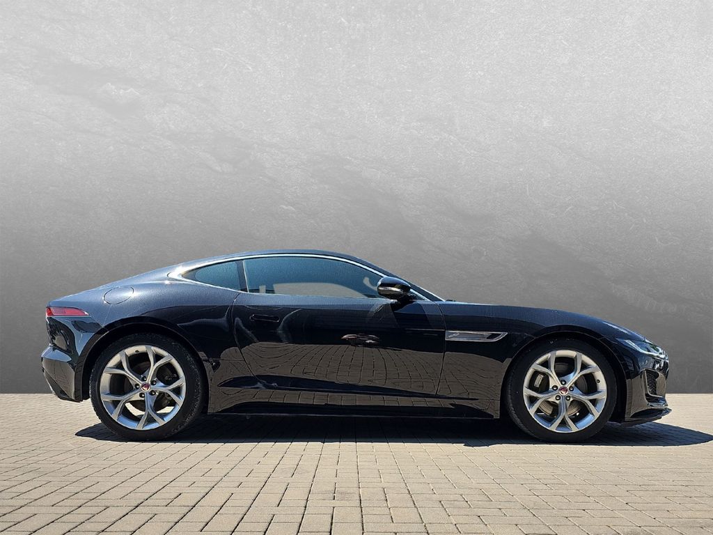 Jaguar F-Type P300 RWD Coupe R-Dynamic