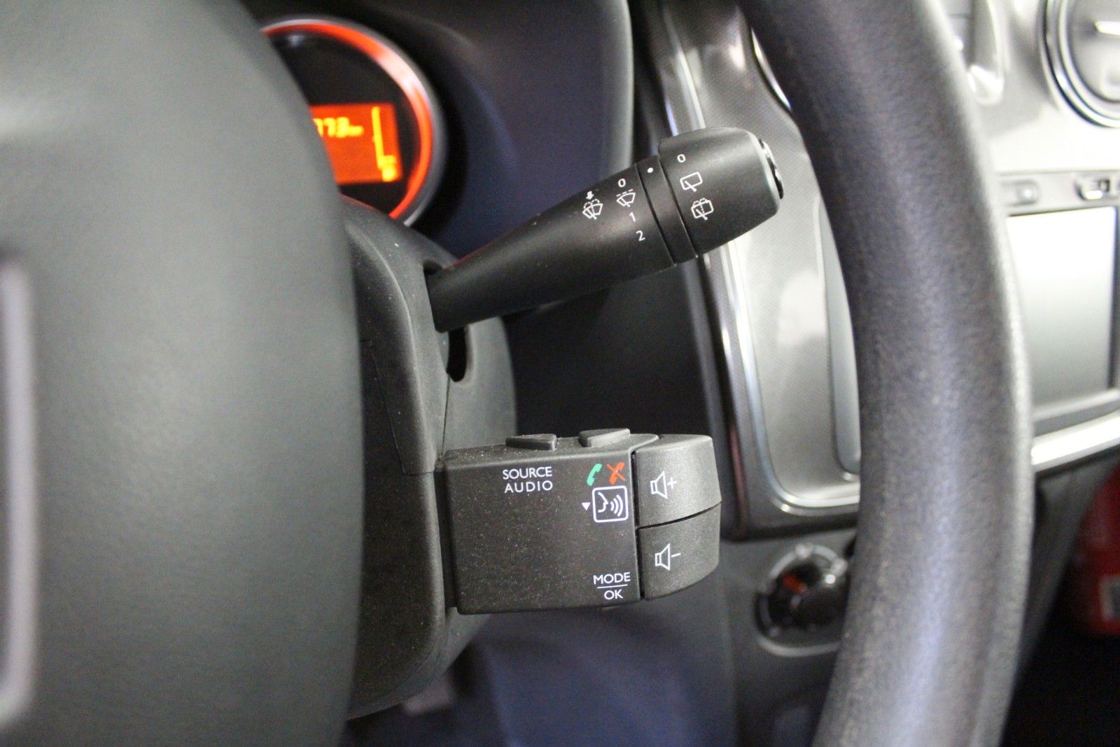 Fahrzeugabbildung Dacia Sandero TCe 90 Stepway *Media-Nav*