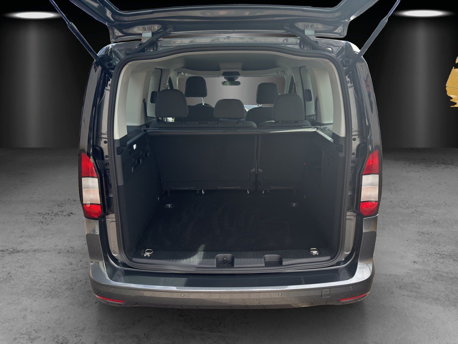Fahrzeugabbildung Ford Tourneo Connect 1,5 Ecoboost Trend