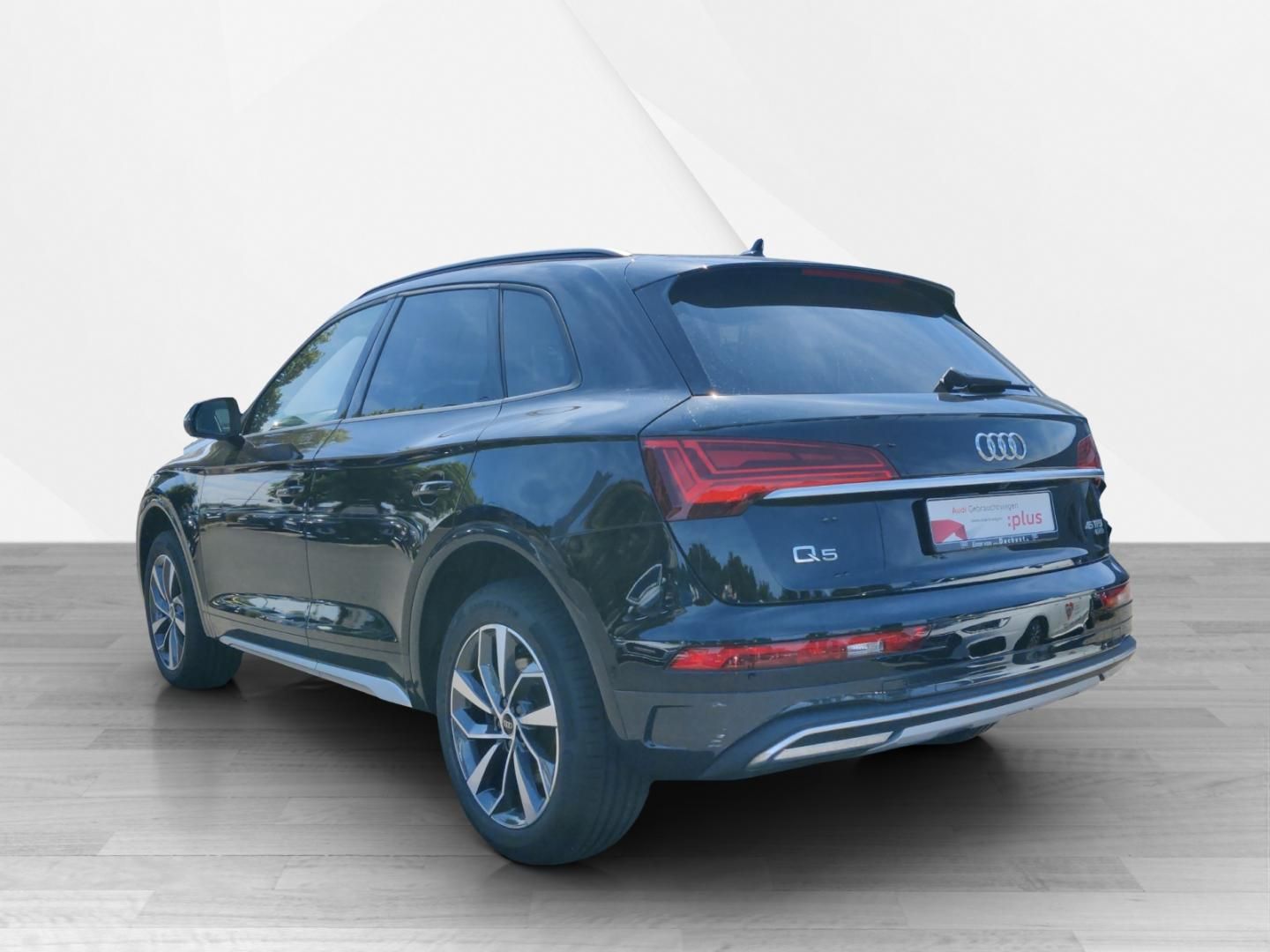 Fahrzeugabbildung Audi Q5 Advanced 45 TFSI quattro S-tronic AHK Leder P