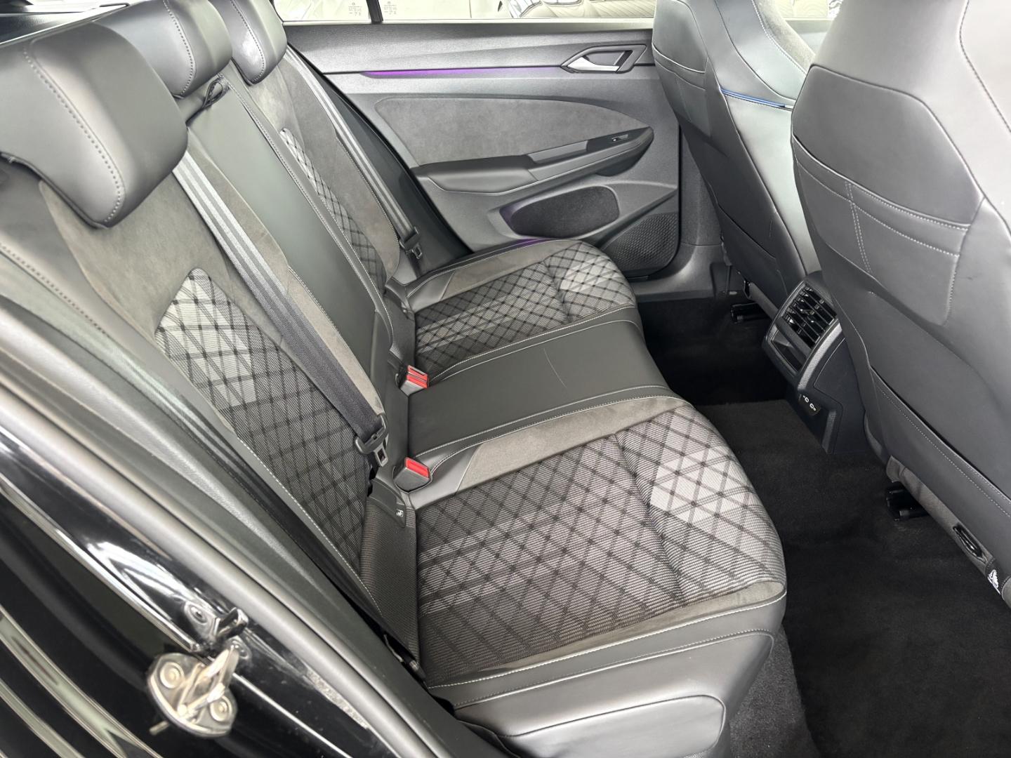 Volkswagen Golf VIII Variant 1.5 eTSI DSG R-Line ACC RFK LE, миниатюра 16