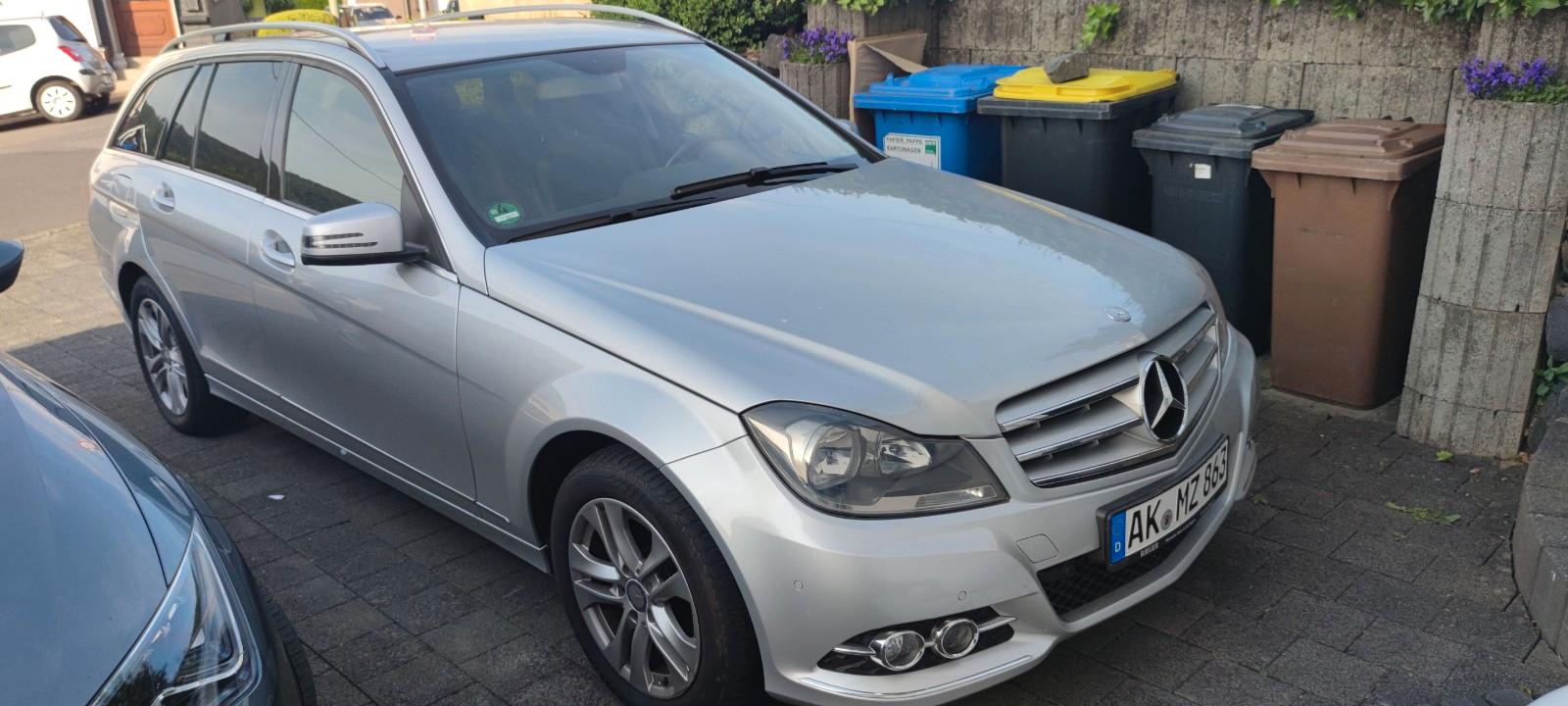 Mercedes-Benz C200, 2013