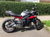Triumph Street Triple 675 R