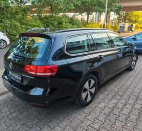 Volkswagen Passat Variant - 6