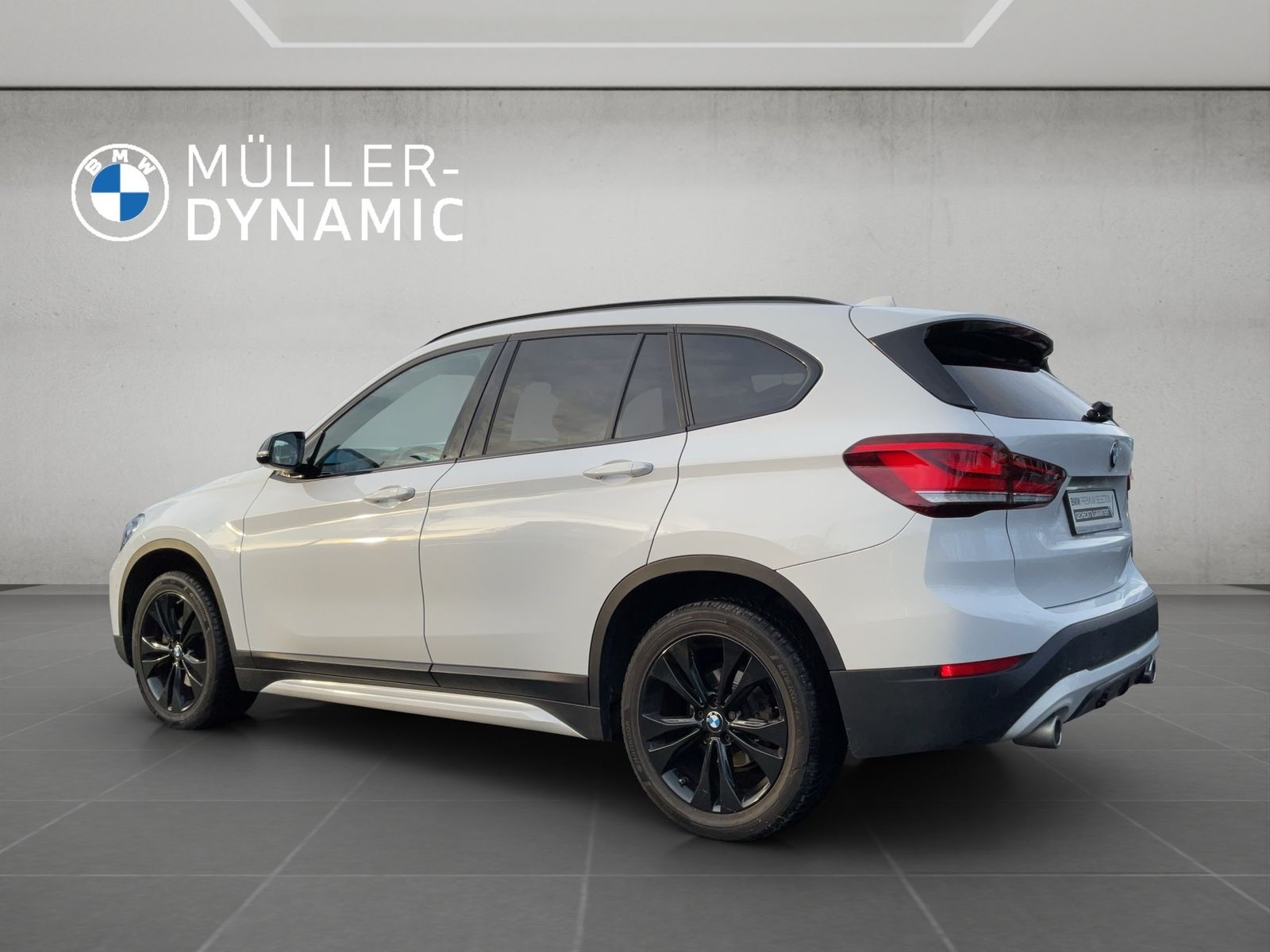 BMW X1 sDrive18d SPORT LINE AUTOMATIK NAVI AHK LED P foto 4
