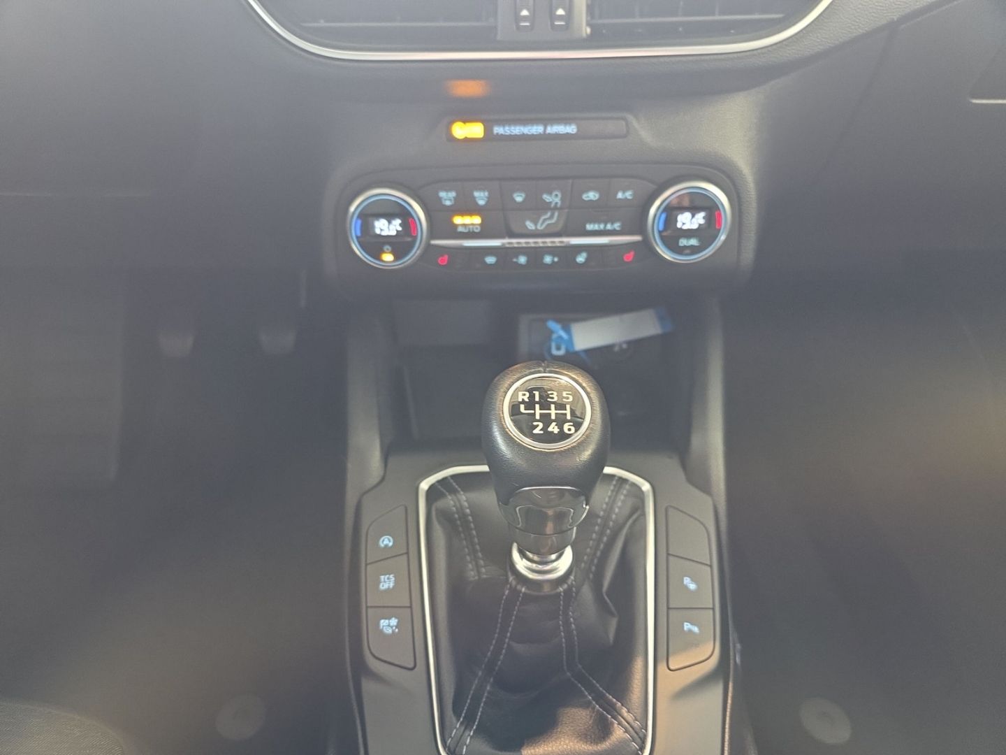 Fahrzeugabbildung Ford Focus Turnier Active Navi LED El. Heckklappe App