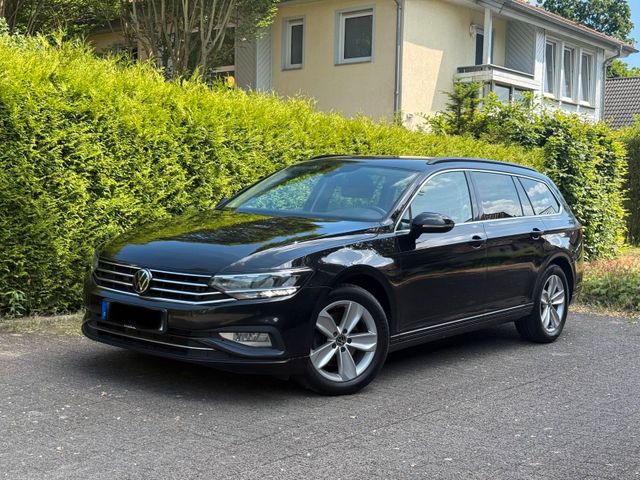 VW VW Passat 2.0 TDI SCR DSG Business 2023 Au...