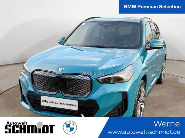 BMW iX1 xDrive30 M Sport / NP= 78.240,- / Pano / AHK