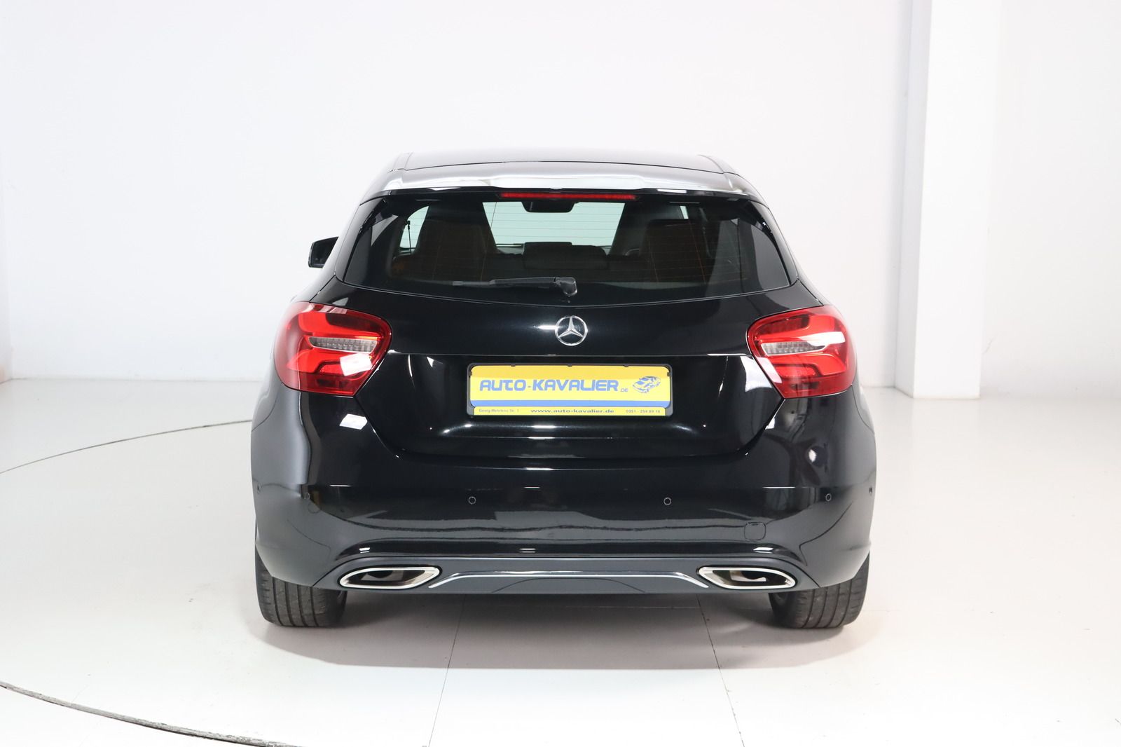 Fahrzeugabbildung Mercedes-Benz A 200 d * LED * Navi * SHZ *
