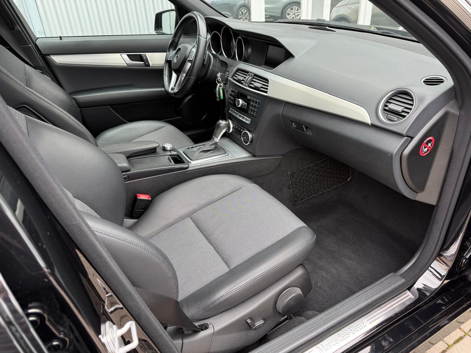 Mercedes-Benz C 200 T Automatik AMG Paket+Navi+Xenon+2.Hand