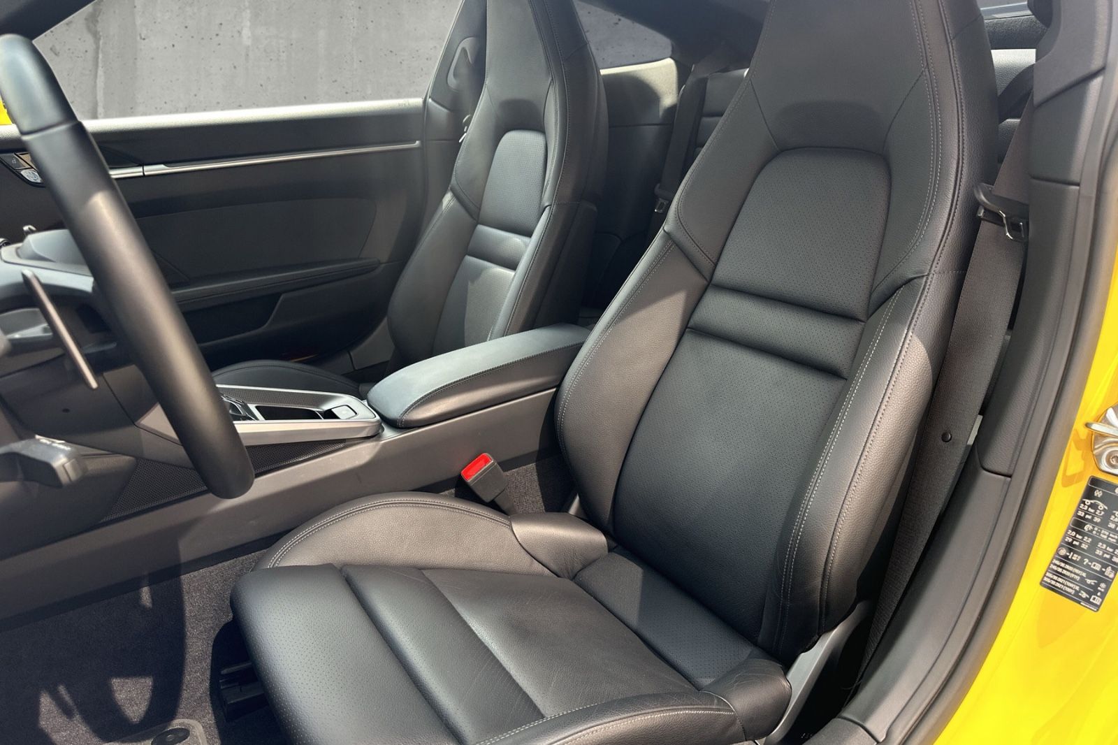 Fahrzeugabbildung Porsche 992 Carrera S*Aerokit*SportDesign*Carbon*Bose