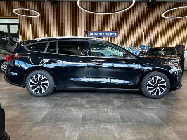 MYAUTOCENTER – Gebraucht- und Jahreswagen mit Werkstattservice in Pfaffenhofen Ford Focus *KEYLESS*ACC*NAV*1-HAND*2-ZONEN*