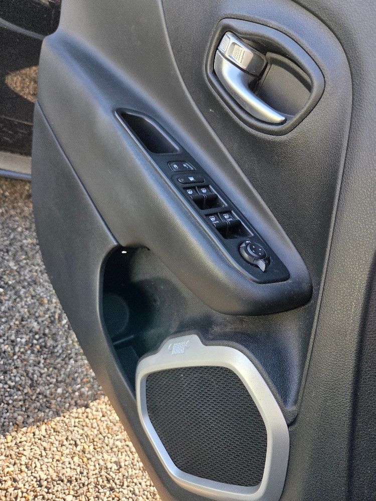 Fahrzeugabbildung Jeep Renegade 2.0  103kW Diesel Limited 4x4 GEWERBE
