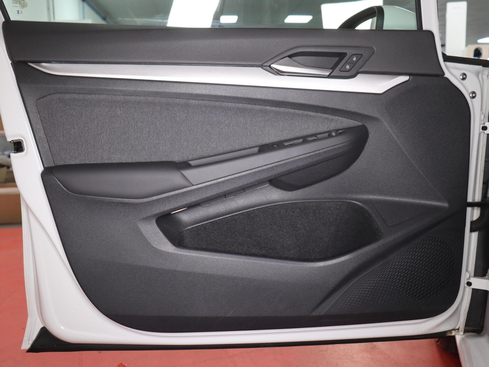 Volkswagen Golf Life 1.5eTSI 195,-ohne Anzahlung DSG Navi A, миниатюра 12