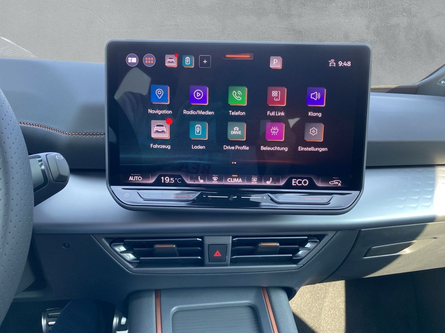 Fahrzeugabbildung CUPRA Born 170 kW Digitales Cockpit Soundsystem LED Me