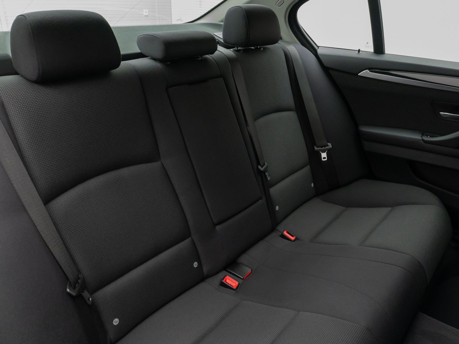 Fahrzeugabbildung BMW 520d Lim. Sitzhzg Navigation PDC Klima Bluetooth