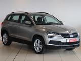 Skoda Karoq Style 1.5TSI ACT 150PS DSG*LED-FULL*AHK - silberne Skoda Karoq