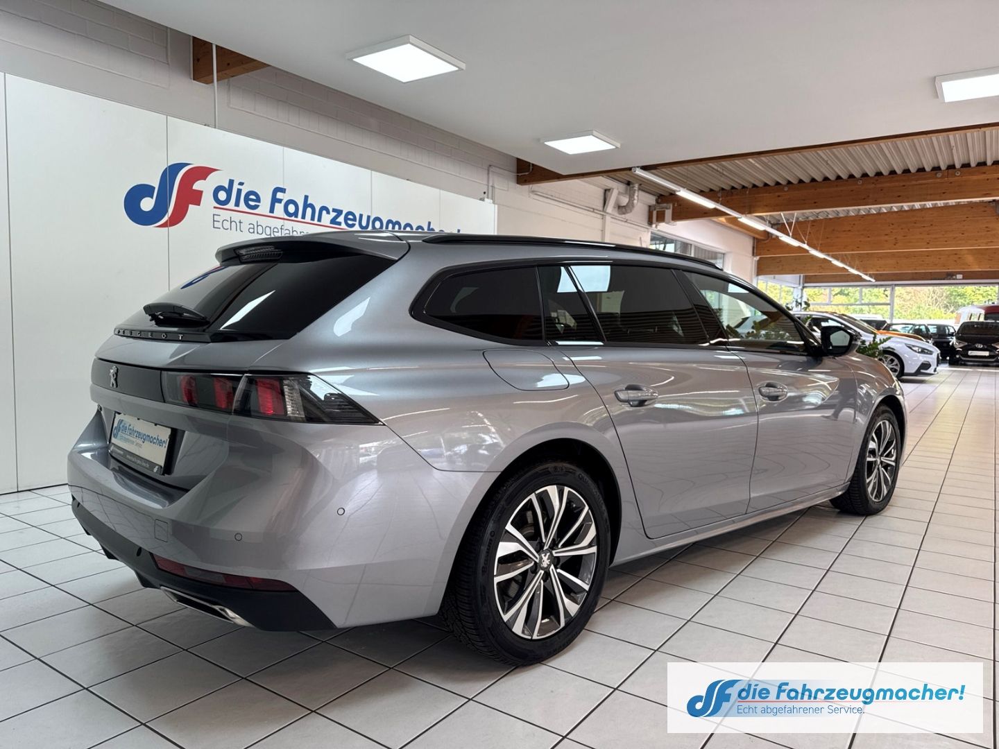 Fahrzeugabbildung Peugeot 508 SW Allure Pack 1.5 BlueHDi 130 EU6d Navi ACC