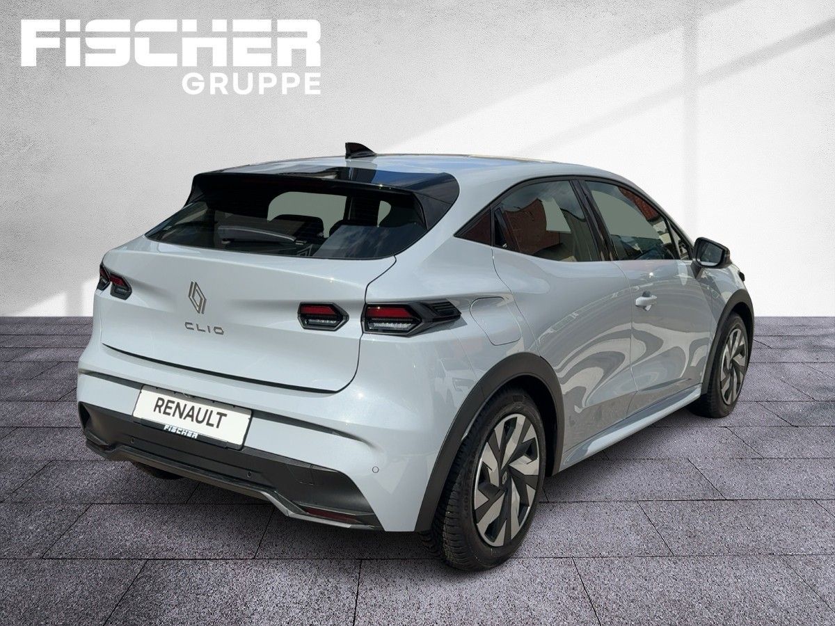 Fahrzeugabbildung Renault Clio Evolution TCe 115 - mit KI generiert/bearbeitet