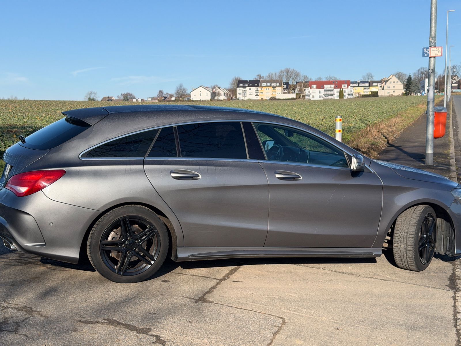 MERCEDES-BENZ CLA 200 Shooting Brake CLA 200 AMG Line Shoo...