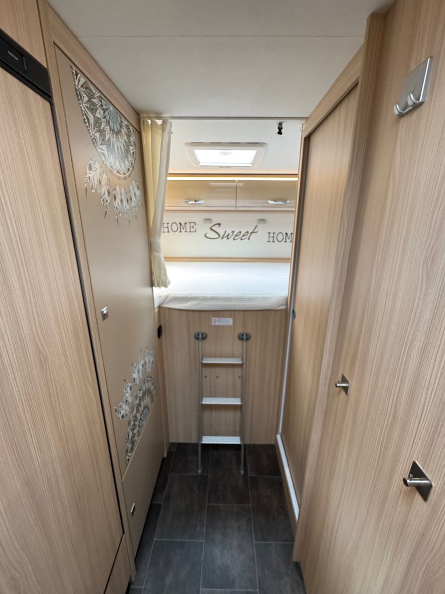 Fahrzeugabbildung Bürstner Lyseo TD A 700 FIAT 6 Schlafplätze SAT KAMERA