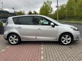 Renault Scenic Dynamique 1.5dCi*Navi*PDC*Tempomat*1.Hd - gebrauchte Renault Scenic aus dem Jahr 2012