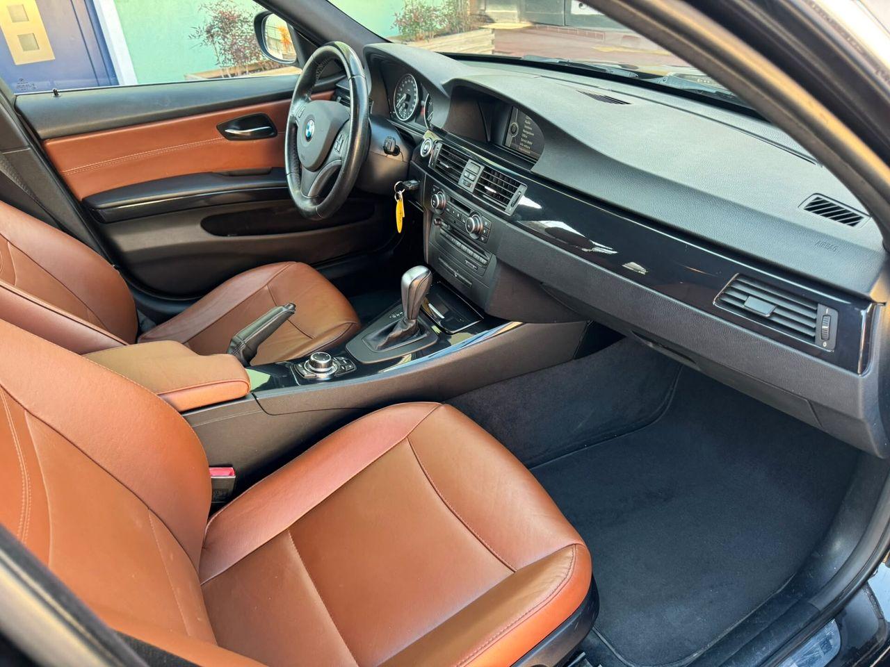 BMW 320 2011 — photo 12