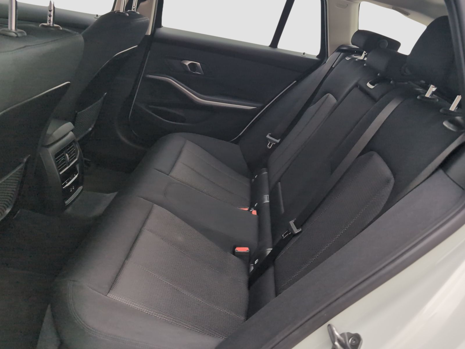 BMW 320i Touring Navi PDC Driv.Assist Sitzheizung foto 7