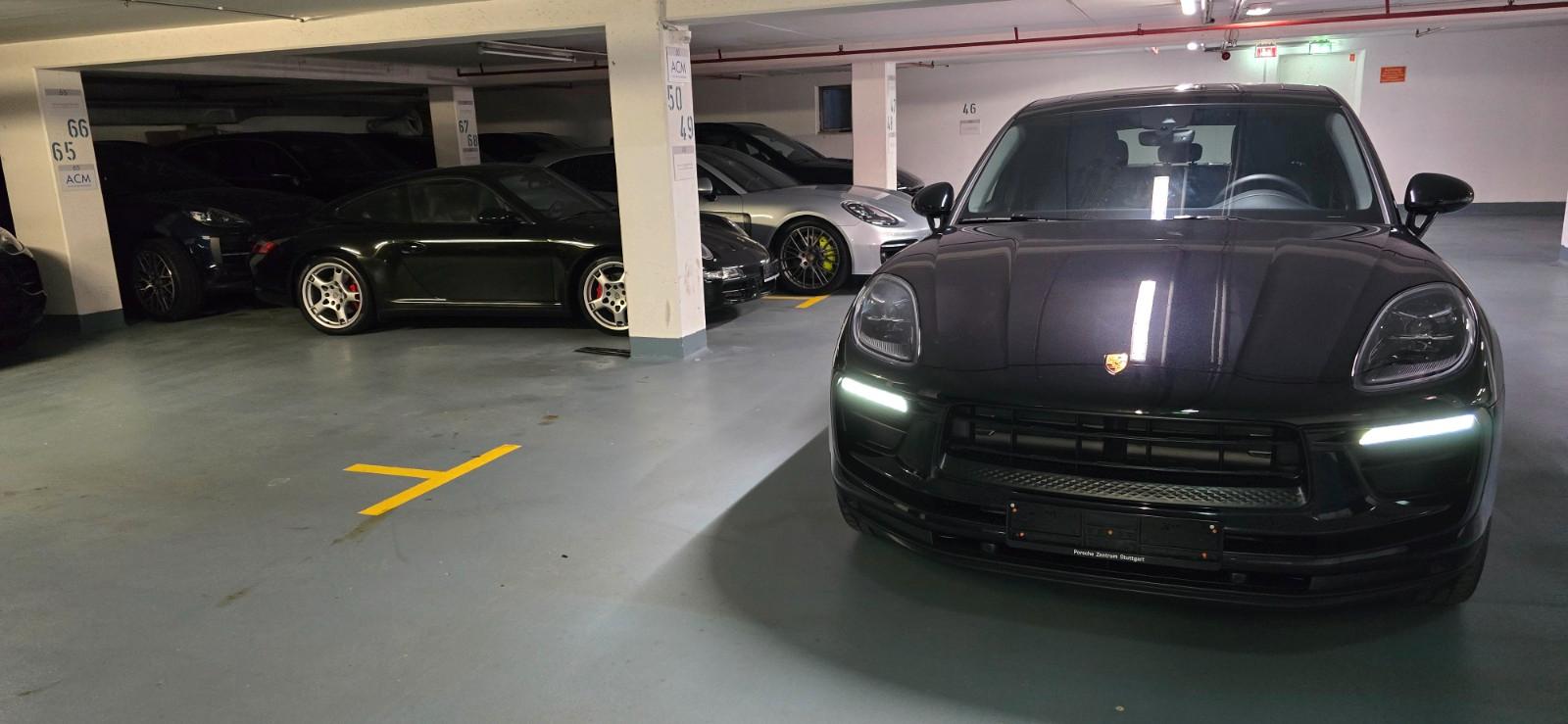Porsche Macan2.0,Pano,Luftfed, ALU 20",PDLS+,Bose,Memory