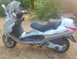 Piaggio XEvo 250 - Piaggio Motorräder in Stuttgart