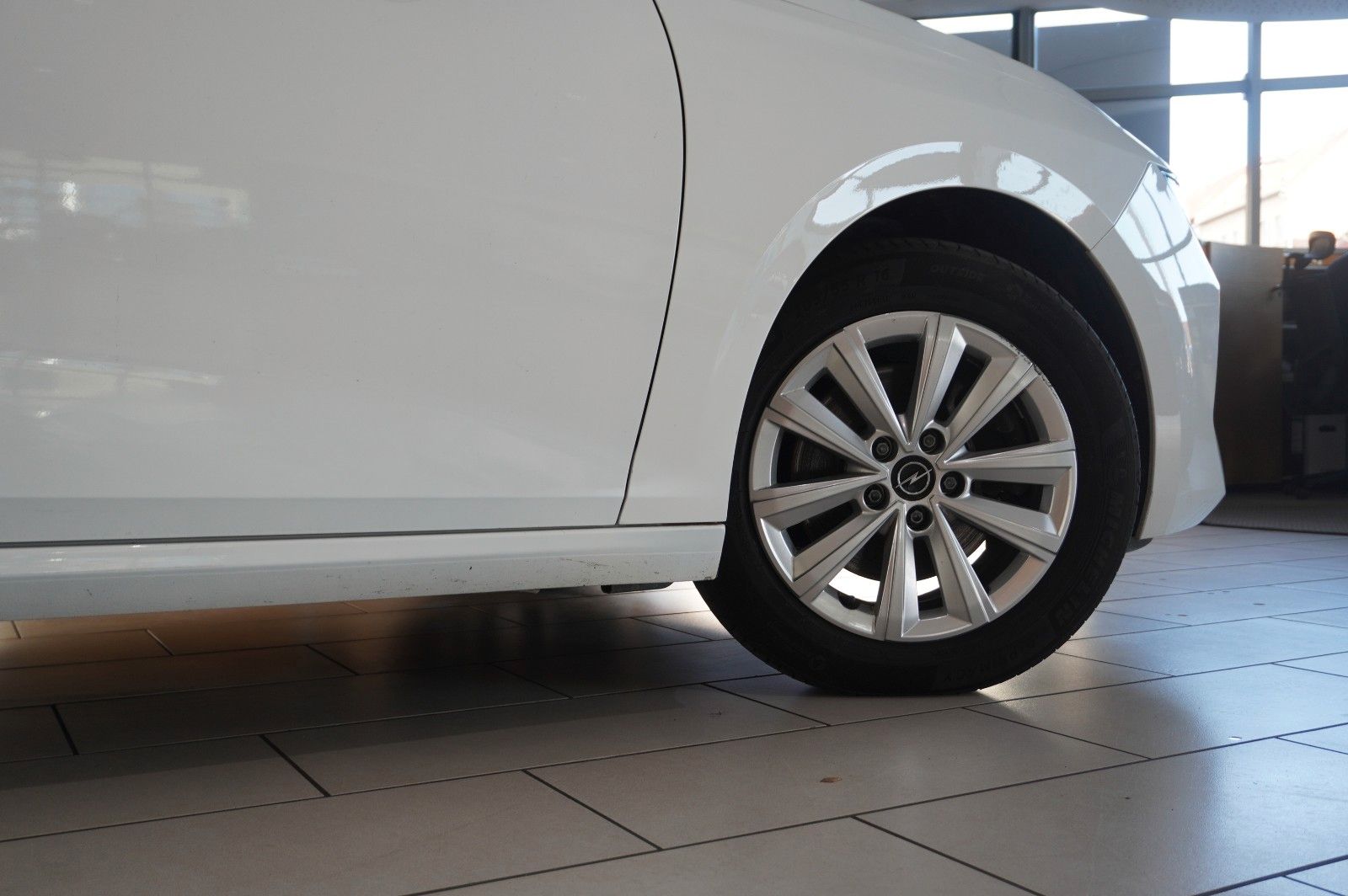 Fahrzeugabbildung Opel Astra L ST 1.5D BUSINESS NAVI/LED/KAMERA/SH/AHK