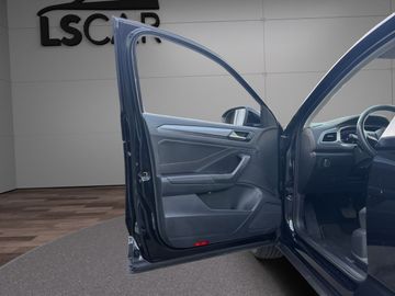 Volkswagen T-Roc - 10