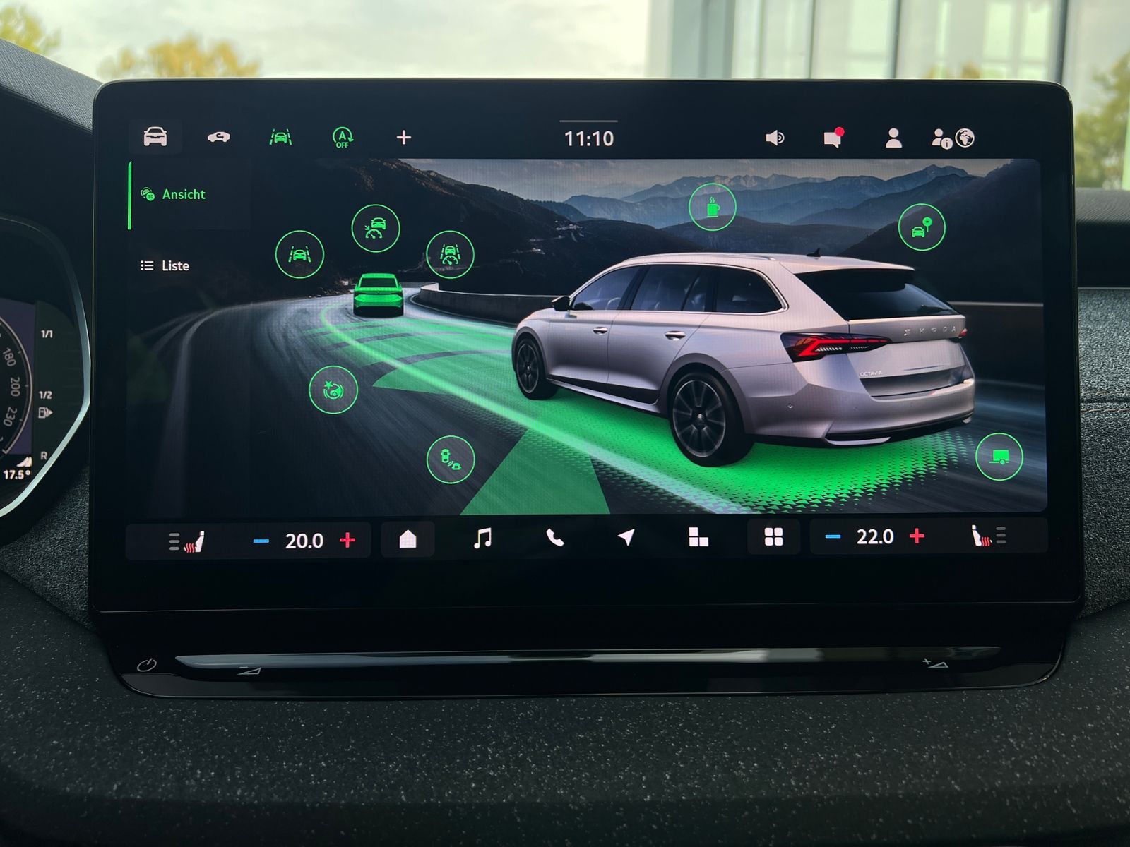 Fahrzeugabbildung SKODA Octavia Combi Tour 2.0 TDI DSG *AHK, LED, ACC, K