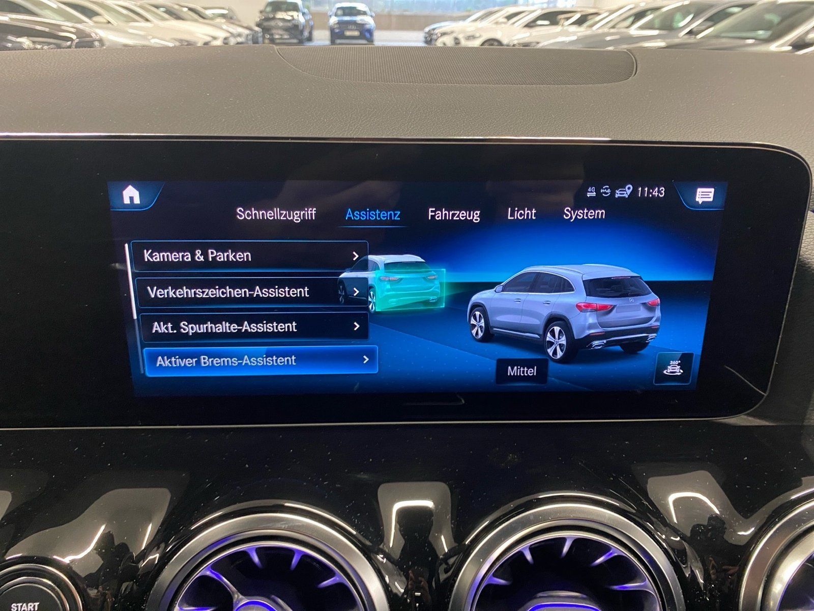 Fahrzeugabbildung Mercedes-Benz GLA 250 4M AMG*AHK*Pano*Totwinkel*Kam*Easy-Pack*