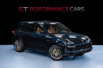 Porsche Cayenne - 1