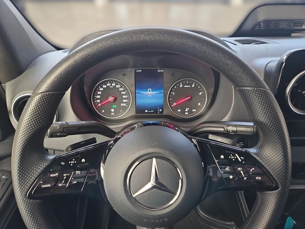 Fahrzeugabbildung Mercedes-Benz Sprinter 317 Kasten PRO L2H2 LED Schwingsitz EDW