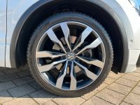 Volkswagen Tiguan 2.0 TSI DSG 4M R-Line 2.HD NAV KAM AHK bei Autohaus Landmann & Maier OHG
