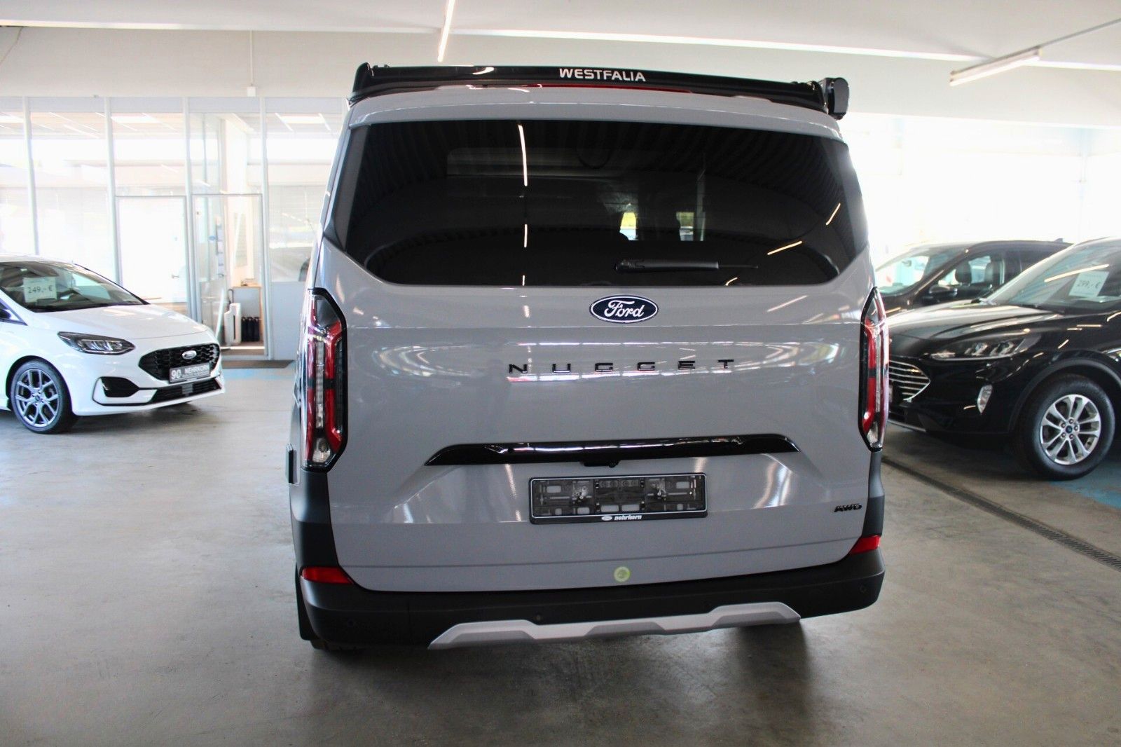 Fahrzeugabbildung Ford NUGGET L1 Active ALLRAD + Aufstelldach SOFORT