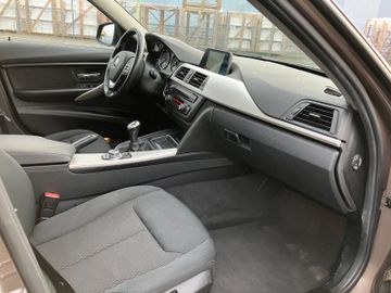 BMW 318 - 12