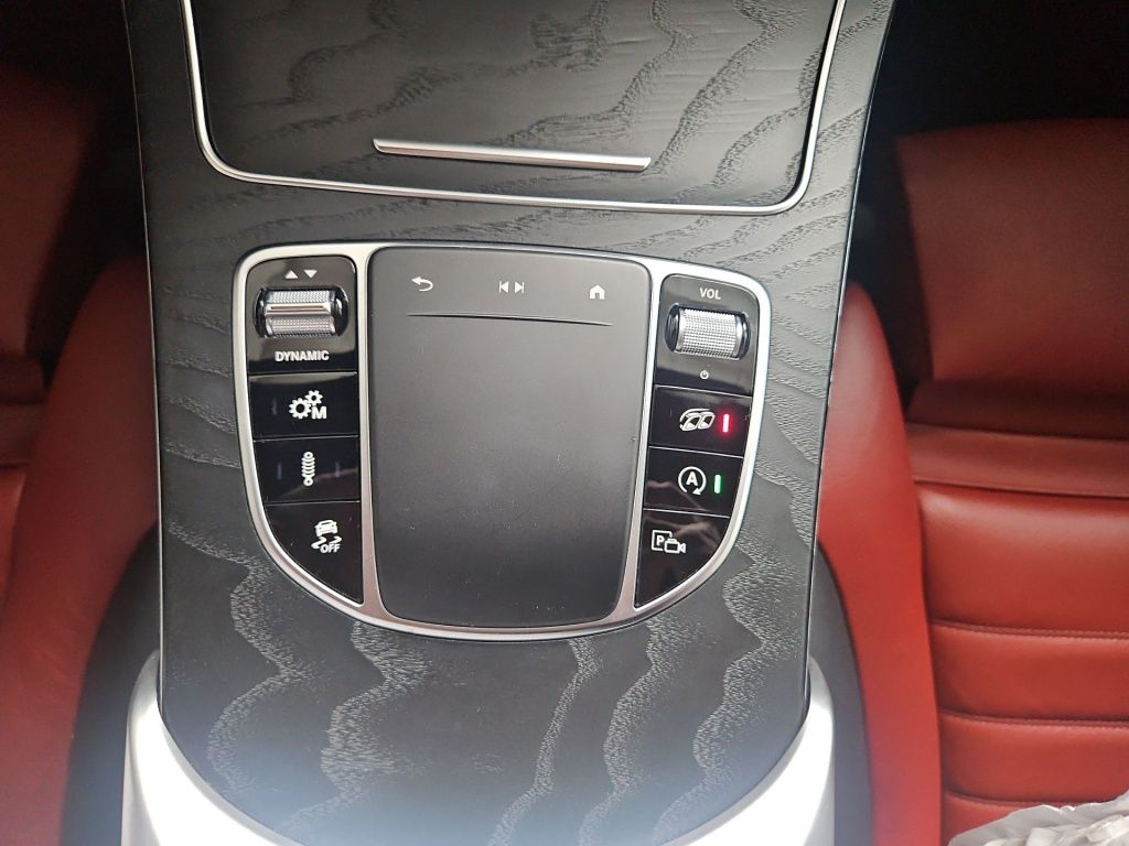 Fahrzeugabbildung Mercedes-Benz AMG GLC 43 4M Coupé AHK Airmatic 360° KeyLess