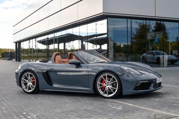 2017 Porsche BOXSTER 照片 1