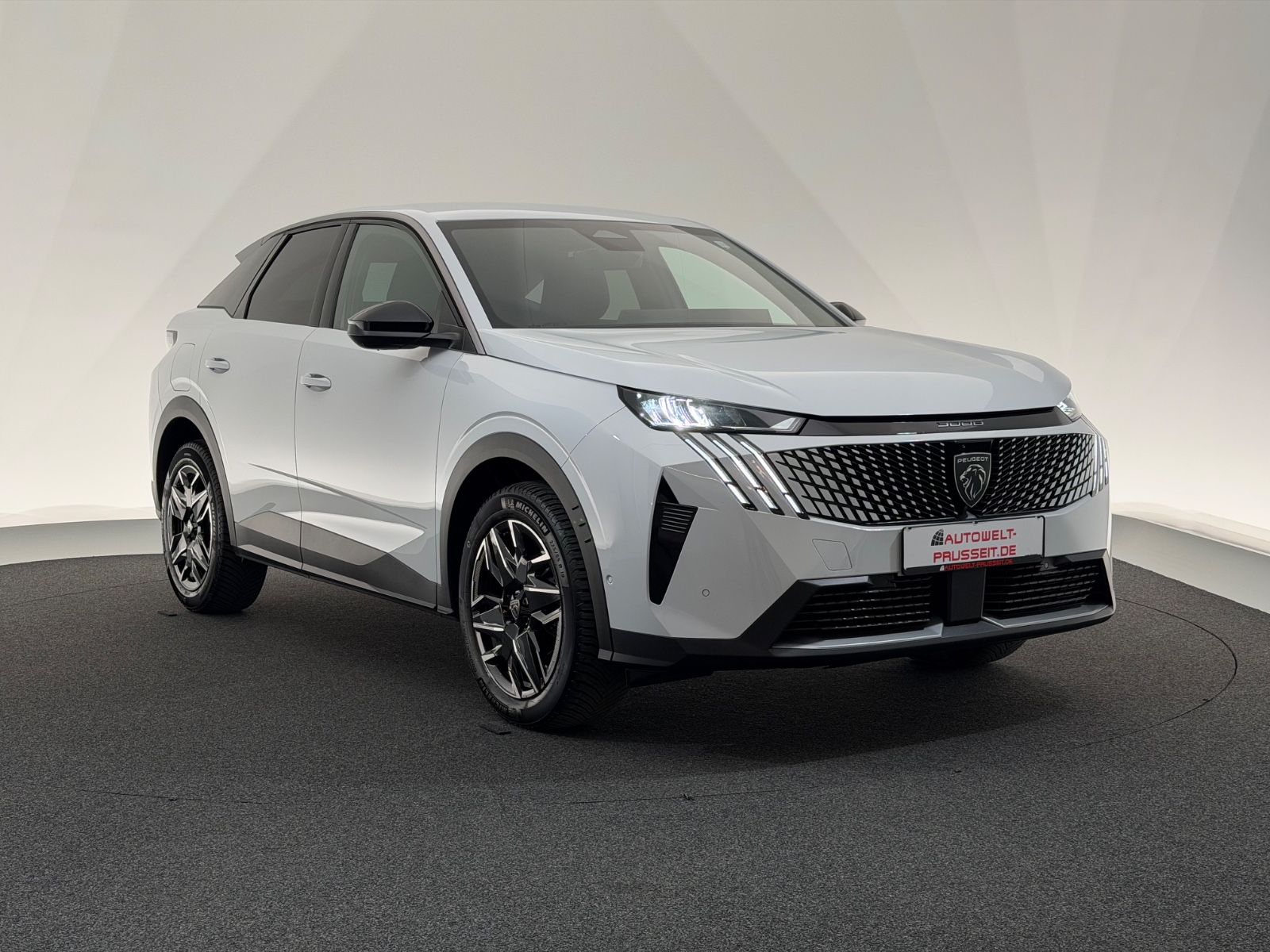 Gebrauchtwagen Peugeot 3008 3008 1.2 Hybrid*ALLRUE*LED-360°-ACC-TOT.W-KESSY in Horb am Neckar