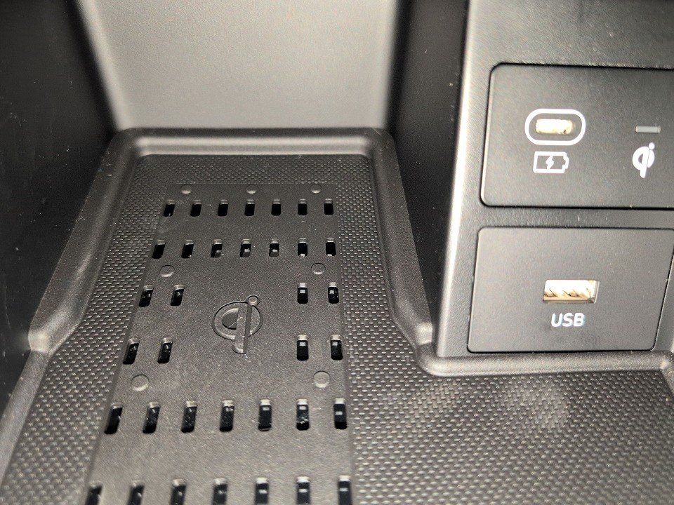 Fahrzeugabbildung Hyundai i30 1.5T-GDI AT ADVANTAGE PLUS-P PANO+NAVI+SHZ++