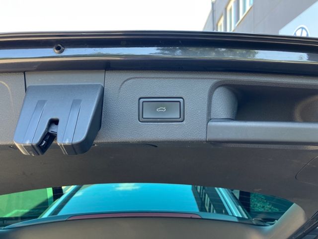 Passat Variant 1.4 TSI GTE  KLIMA LED NAVI ALU