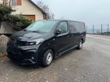 Opel Vivaro DoKa, L 2.0D AHK+LUXURY+STAND - Opel Vivaro in Freiburg